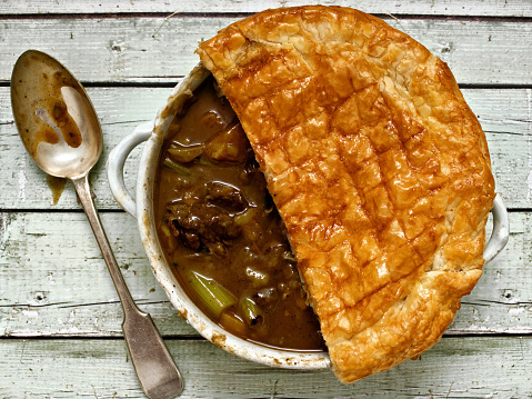 Beef Family Pie (1.25kg)